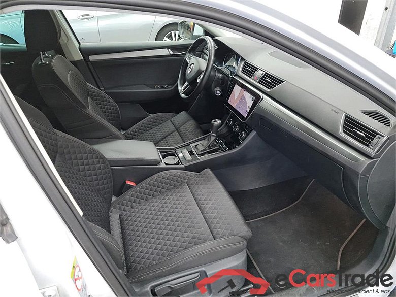  SKODA - SUPERB COMBI CRTDI 150PK DSG7 Style PAck Corporate Plus  #3