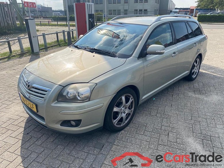 TOYOTA Avensis Wagon 2.0 D-4D Executive Business (5-drs Combi)