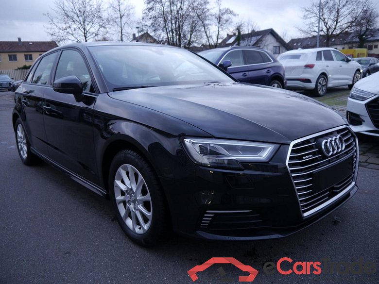 Audi 40 e-tron sport A3 Sportback 40 e-tron sport #2
