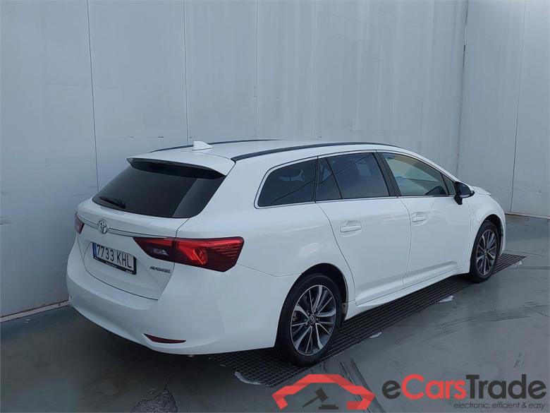 Toyota 2.0 150D ADVANCE TS TOYOTA Avensis / 2015 / 5P / familiar 2.0 150D ADVANCE TS #2
