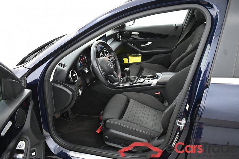 Mercedes C 180 d Facelift Pano LED-Xenon Navi Sport-Seats KeylessGo Klima PDC ... #5