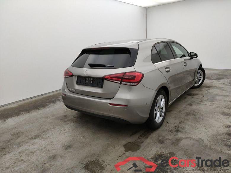 Mercedes-Benz A-Klasse A 180 d Business Solution 5d #2