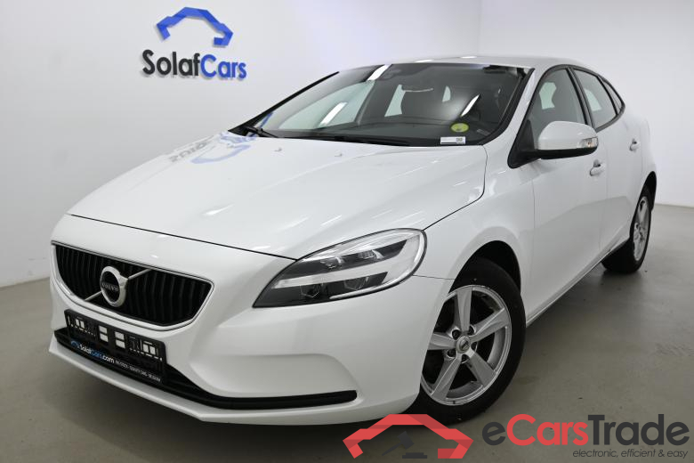 Volvo V40 2.0 D2 Black Edition LED-Xenon Navi Klima PDC ...