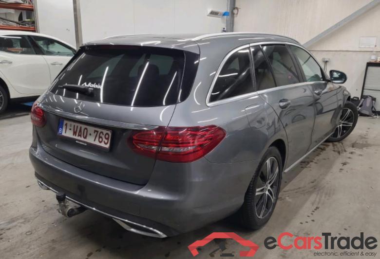 Mercedes C 200 d Facelift Avantgarde LED-Xenon Navi 1/2 Sport-Leather KeylessGo Klima PDC ... #2