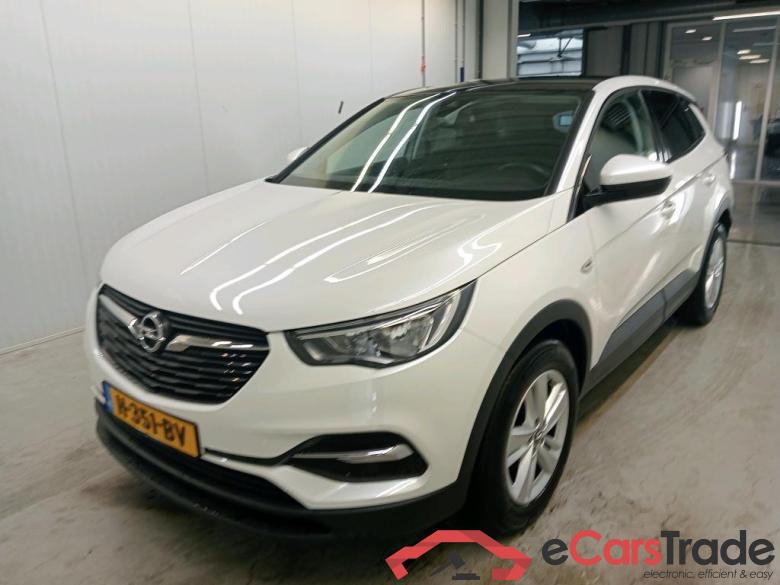 OPEL Grandland X 1.2 Turbo Edition
