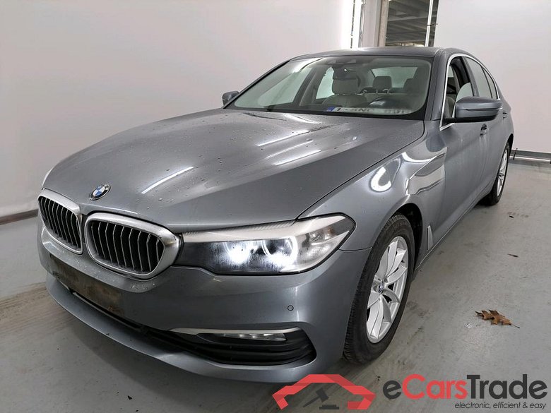 BMW 5 DIESEL - 2017 520 d  Business #1