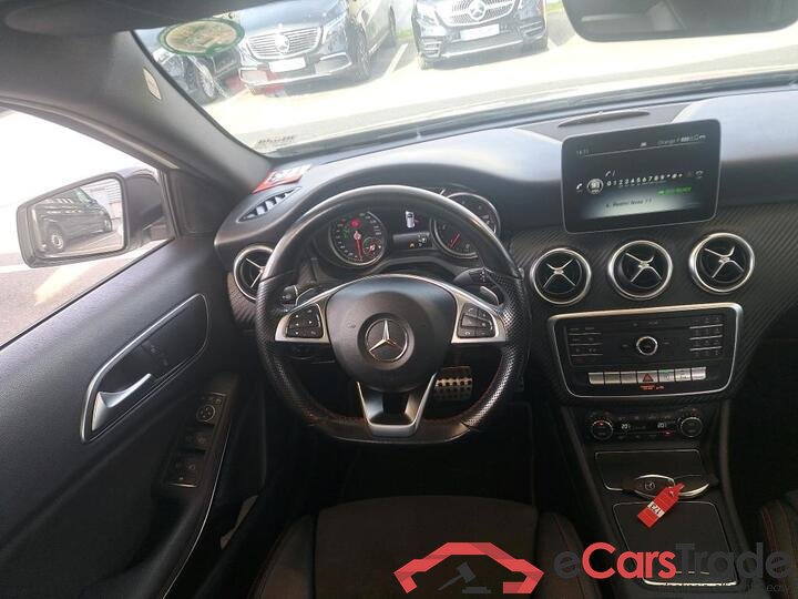 Mercedes A 160 d AMG Aut. Pano LED-Xenon Command Navi Sport-Leather-Alcantara Camera KeylessGo Klima PDC ... #6