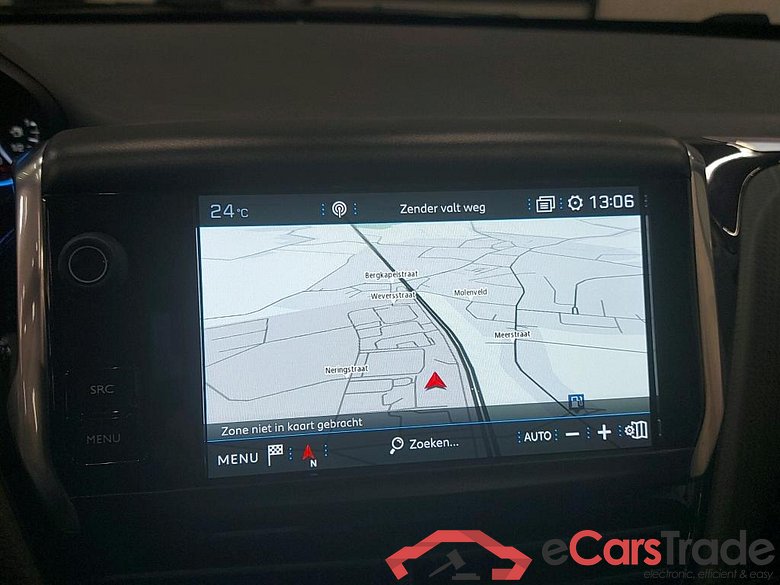 Peugeot 2008 1.2 PureTech Allure Navi 131Hp 1/2 Sport-Leather Klima PDC ... #5