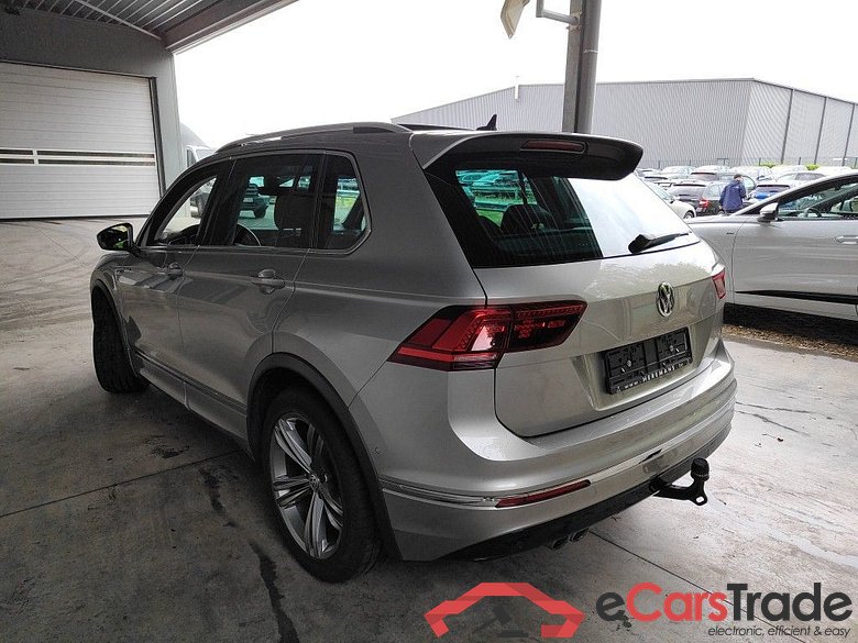 Volkswagen Tiguan 2.0 TDI R-Line Aut. Pano LED-Xenon Virtual Navi Sport-Leather KeylessGo Camera Klima PDC ... #4