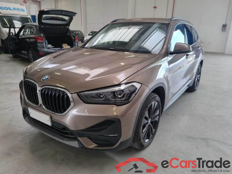 BMW 29 BMW X1 / 2019 / 5P / SUV XDRIVE 20D BUSINESS ADVANTAGE AUTOMATICO