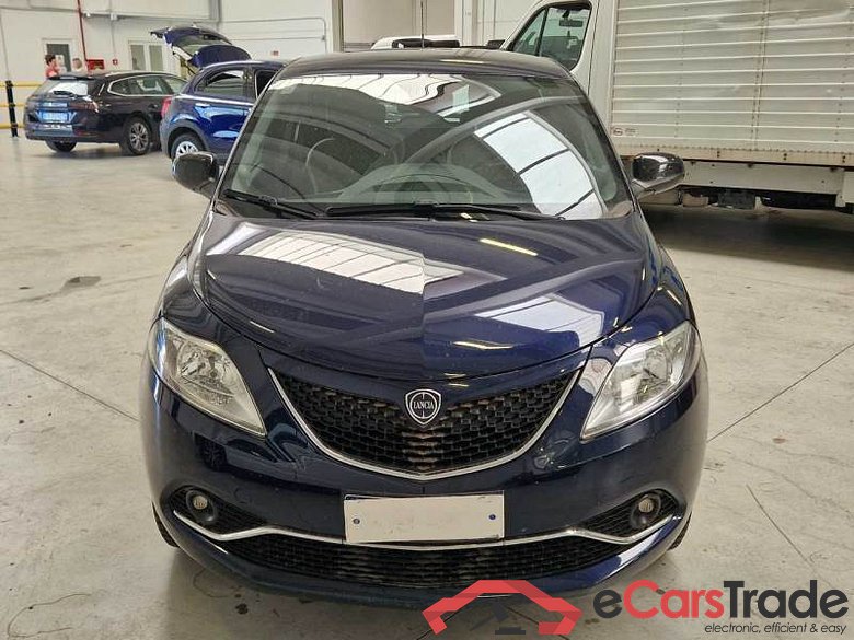 Lancia 9 LANCIA YPSILON / 2015 / 5P / BERLINA 0.9 TWINAIR 80CV METANO ECOCHIC GOLD #6