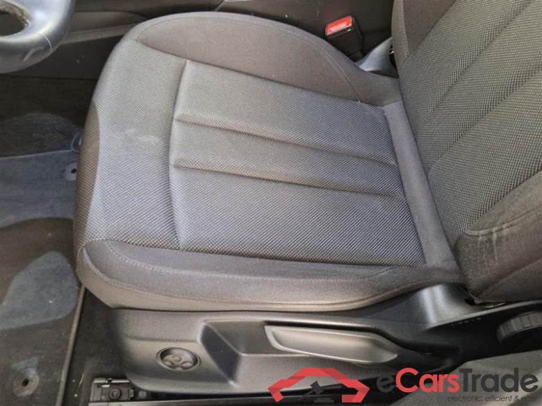 Audi A4 2.0 TFSI Advanced Aut. LED-Xenon Virtual Navi KeylessGo Klima PDC ... #6