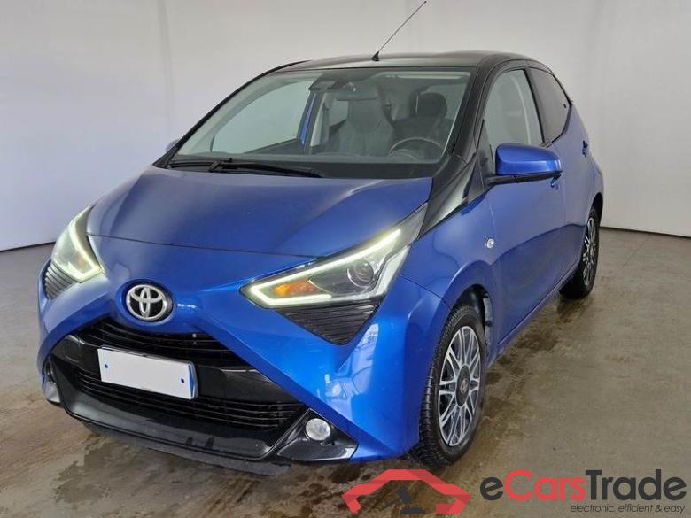 Toyota 30 TOYOTA AYGO / 2018 / 5P / BERLINA 1.0 VVT-I X-CLUSIV #1