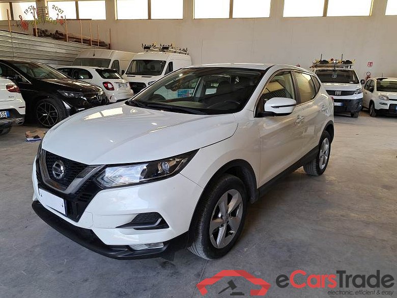 Nissan 47 NISSAN QASHQAI / 2017 / 5P / CROSSOVER 1.5 DCI 115 BUSINESS