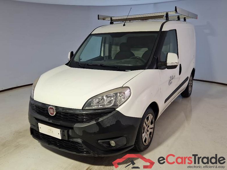 Fiat 44 FIAT DOBLÒ CARGO / 2014 / 4P / VETT. FURGONATA 1.6 MULTIJET 16V 105CV SX EURO 6
