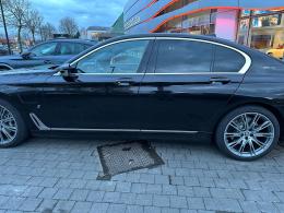 BMW 740 740eA Plug-In Hybrid