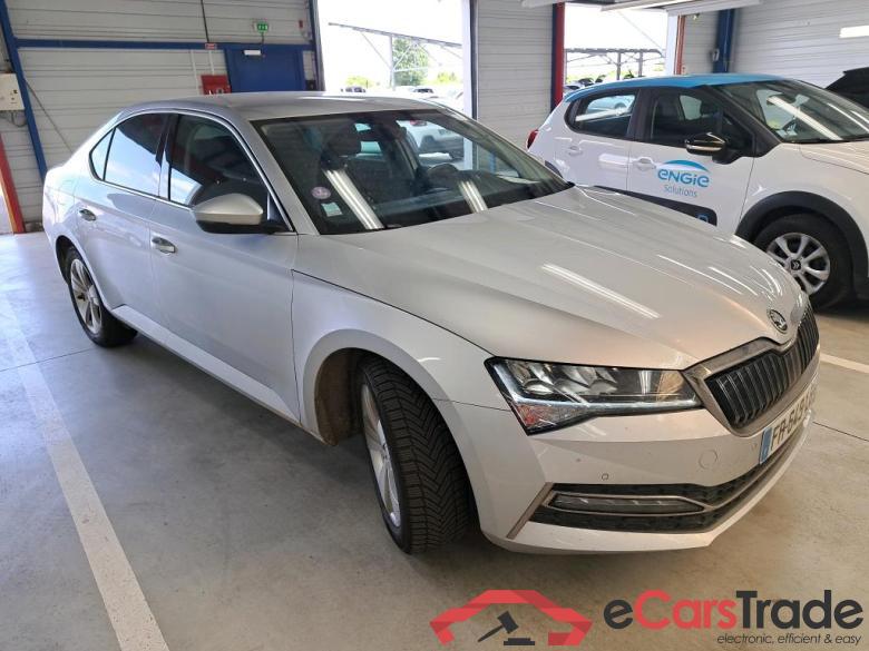 Skoda Superb 1.4 TSI Hybrid 218Hp Aut. LED Navi Sport-Seats KeylessGo Camera Klima PDC ... #2