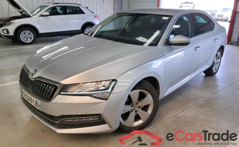 Skoda Superb 1.4 TSI Hybrid 218Hp Aut. LED Navi Sport-Seats KeylessGo Camera Klima PDC ... #1