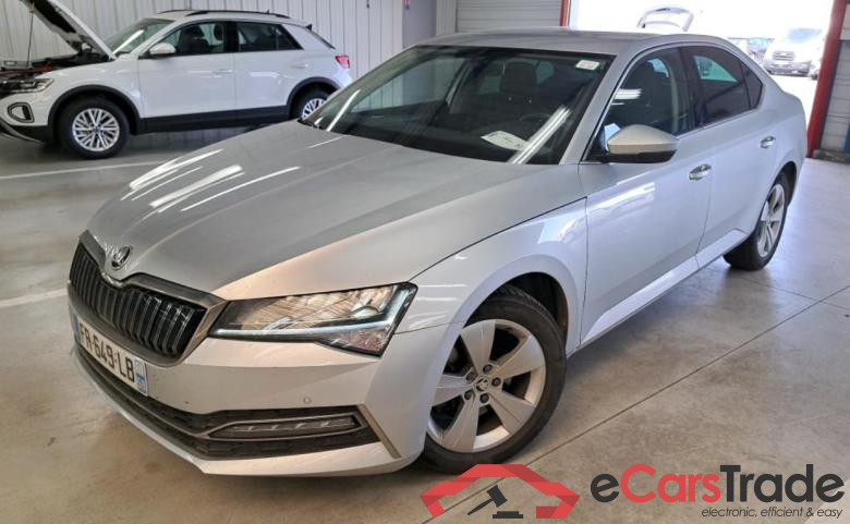 Skoda Superb 1.4 TSI Hybrid 218Hp Aut. LED Navi Sport-Seats KeylessGo Camera Klima PDC ...