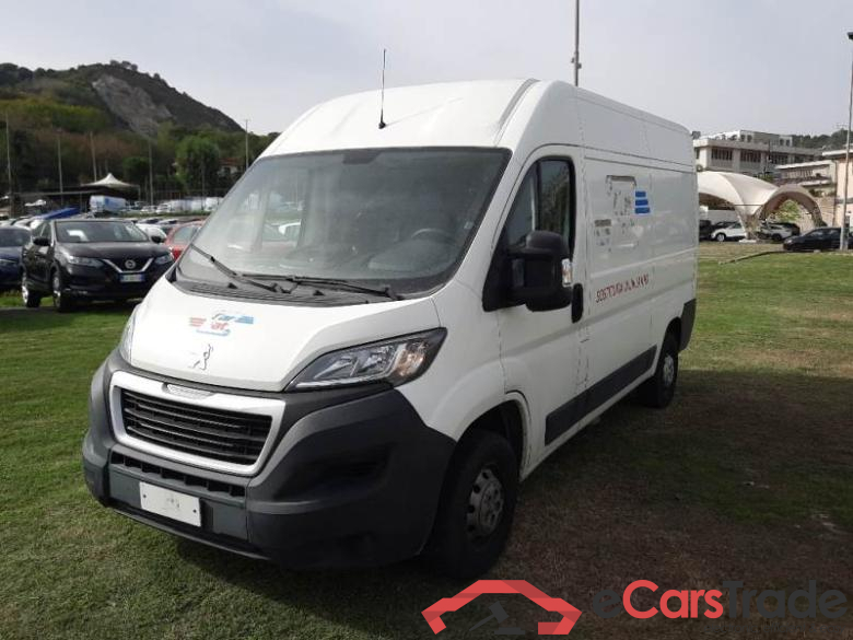 Peugeot 79 PEUGEOT BOXER / 2014 / 4P / FURGONE 335 L2H2 2.0 BLUEHDI 130CV
