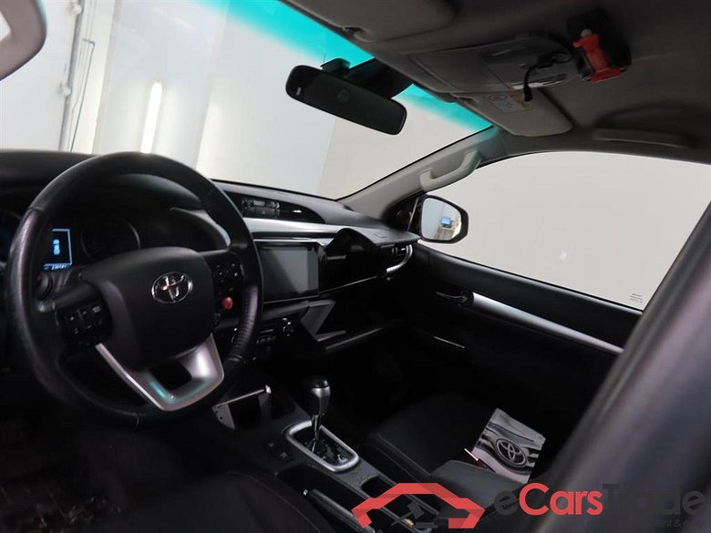 TOYOTA HILUX 2.4 D-4D DC Prof. #3