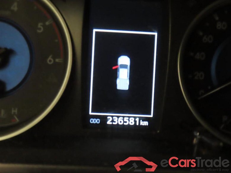 TOYOTA HILUX 2.4 D-4D DC Prof. #4