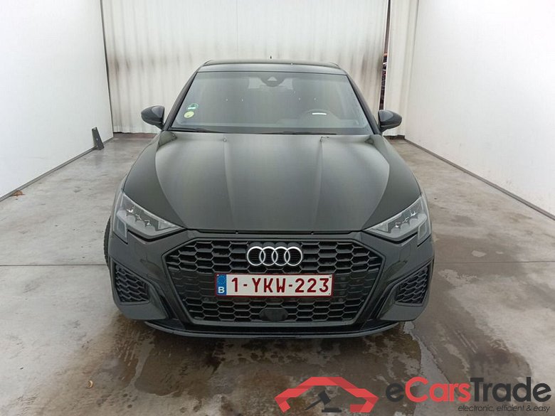 Audi A3 Sportback 2.0 35 TDi 110kW S tronic S line 5d #1