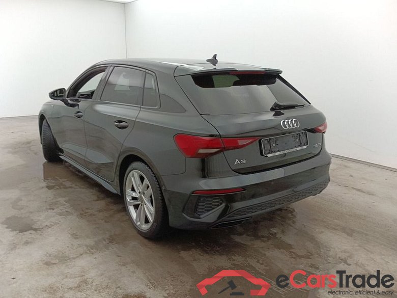 Audi A3 Sportback 2.0 35 TDi 110kW S tronic S line 5d #5