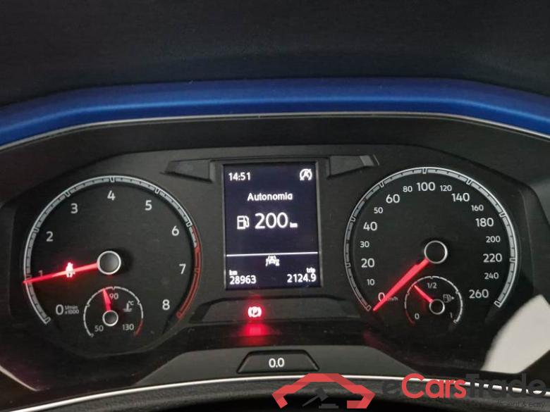 Volkswagen 4 VOLKSWAGEN T-ROC / 2017 / 5P / SUV 1.0 TSI STYLE BMT #4