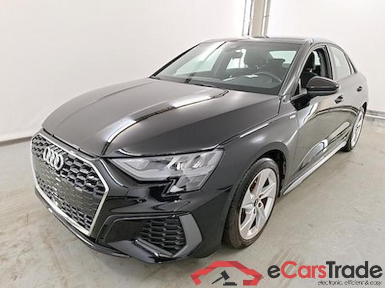 AUDI A3 1.5 TFSI 35 110KW S TRONIC S LINE #1