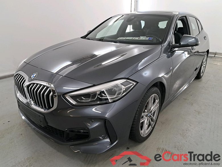 BMW 1 SERIES HATCH 1.5 116DA (85KW) Business Model M Sport Light Storage #2