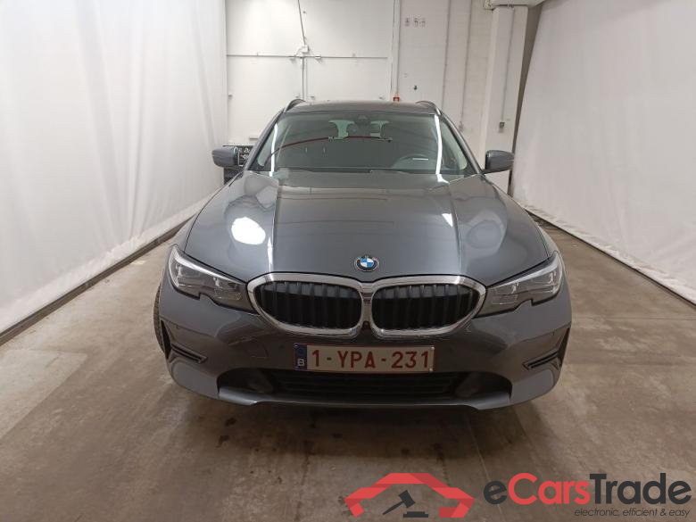 BMW 3 Reeks Touring 330e (215 kW) 5d