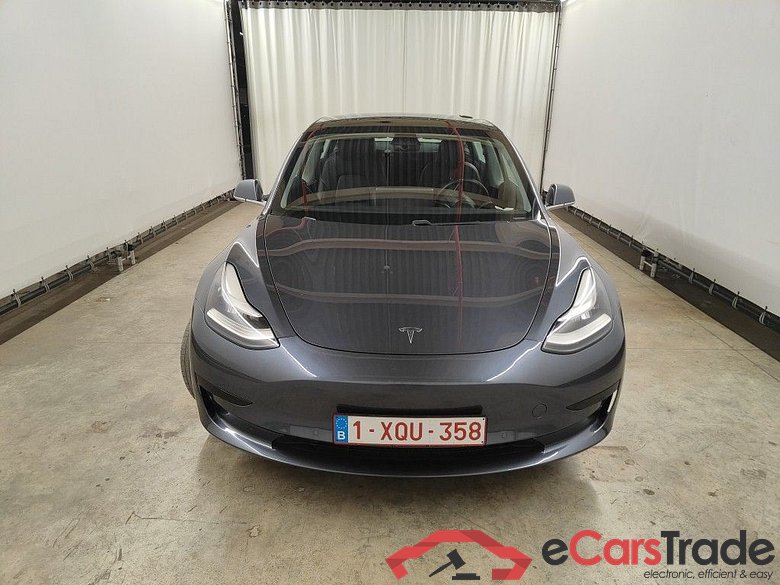 Tesla Model 3 Standard RWD Plus 4d