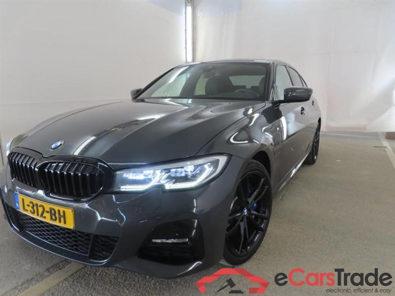 BMW 3-serie 320e High Executive #1