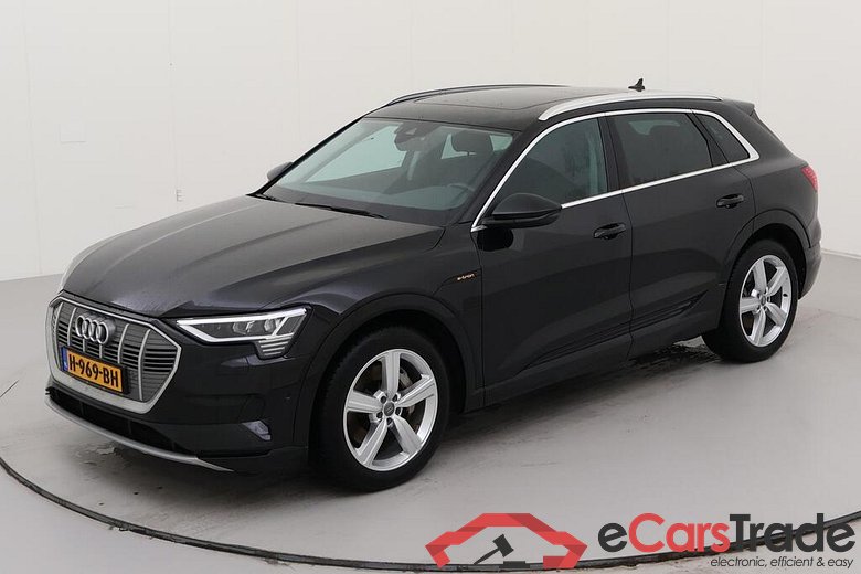 AUDI e-tron  #1