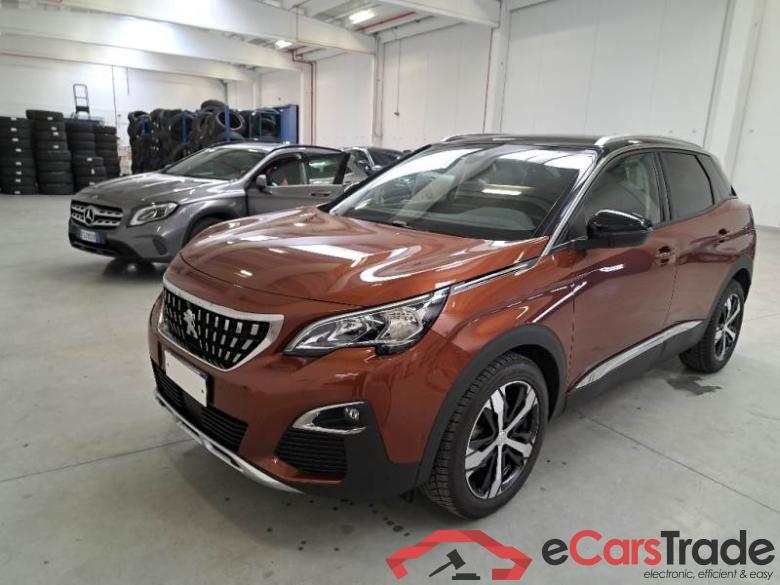 Peugeot 42 PEUGEOT 3008 / 2016 / 5P / SUV BLUEHDI 130 EAT8 SeS ALLURE #1