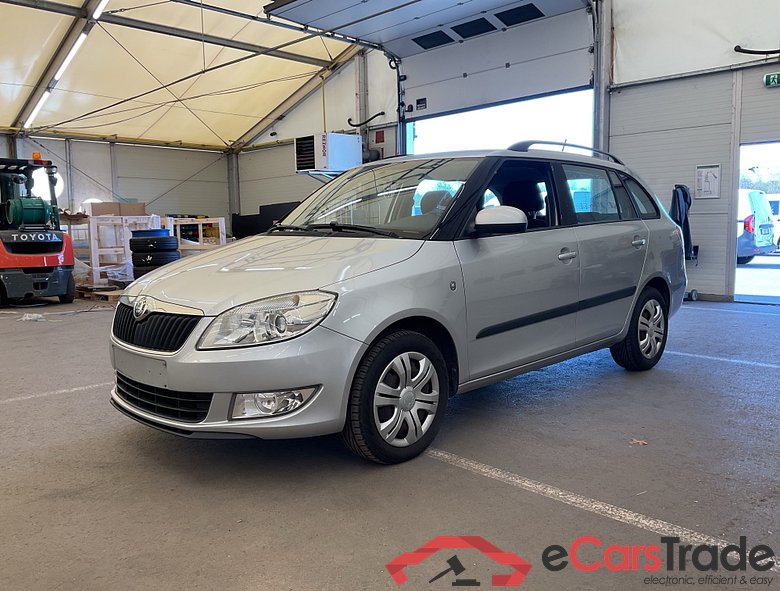 SKODA Fabia Combi NEW FABIA COMB AM 1,6CR DPF 66KW 90CV 5V