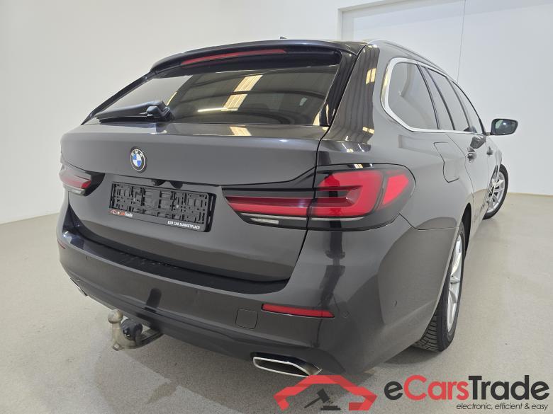 BMW 518d Touring Facelift Aut. LED-Xenon LC-Pro Navi-Pro Ambient Leather KeylessGo Camera Klima PDC ... #4