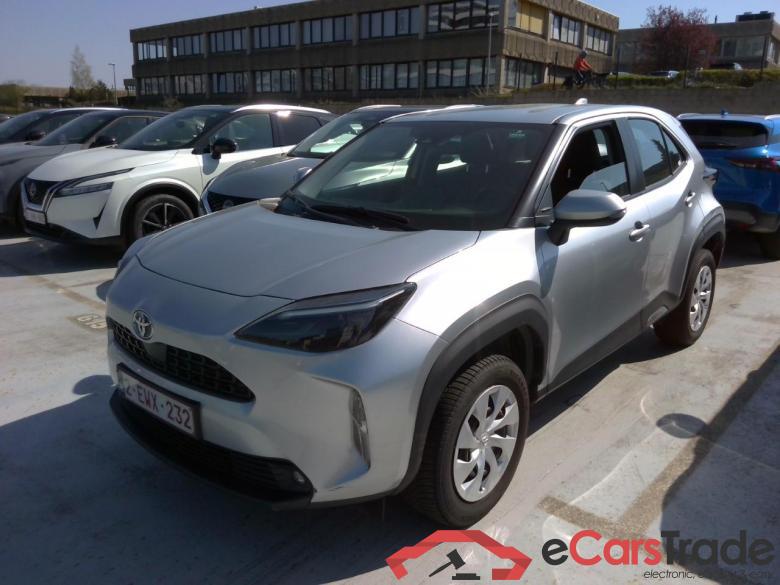 Yaris Cross 1,5 HEV 2WD Dynamic #1