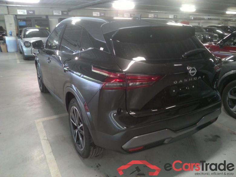 QASHQAI MY22 Mild-Hybrid 140  2WD Tekna  Two Tone   Design Pack  Cold Pack        #4