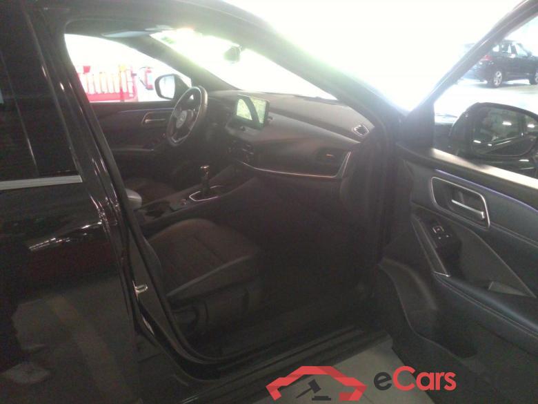 QASHQAI MY22 Mild-Hybrid 140  2WD Tekna  Two Tone   Design Pack  Cold Pack        #5