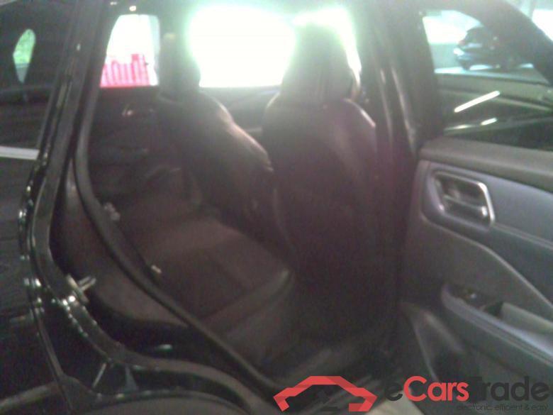 QASHQAI MY22 Mild-Hybrid 140  2WD Tekna  Two Tone   Design Pack  Cold Pack        #6