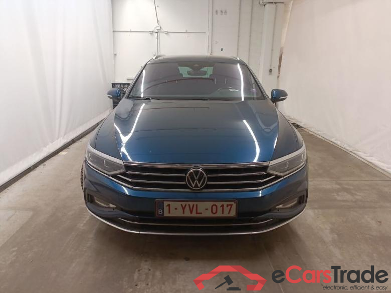 Volkswagen Passat Variant 2.0 TDI SCR 110kW DSG7 Elegance Business 5d