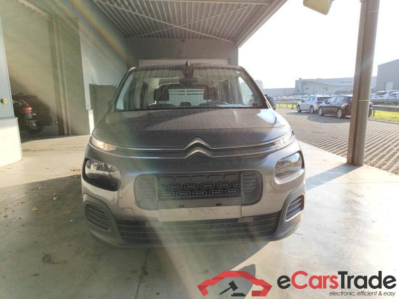 Citroën Berlingo Multispace 1.2 PureTech 110 MAN6 S&S Live M 5d #1