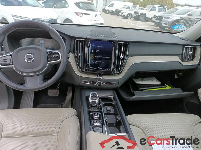 Volvo 2.0 B5 D AWD Inscription Auto VOLVO XC60 / 2017 / 5P / todoterreno 2.0 B5 D AWD Inscription Auto #3