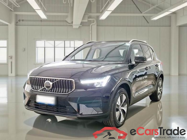 Volvo 11 VOLVO XC40 / 2021 / 5P / SUV T4 RECHARGE PLUG-IN AUTO CORE