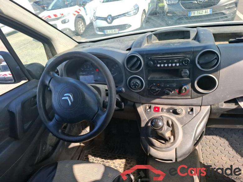 Citroen BlueHDi 75 BVM Club M Berlingo Fourgon Club L1 (Court) 1.6 BlueHDi 75 / FAP HS + fuite d’huile haut moteur + réservoir d’additif FAP HS #5