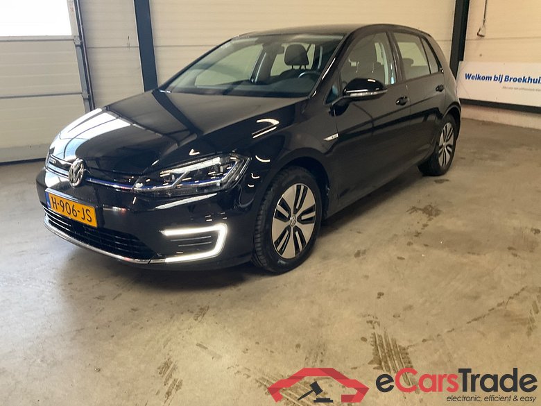 VOLKSWAGEN e-Golf E-DITION #1