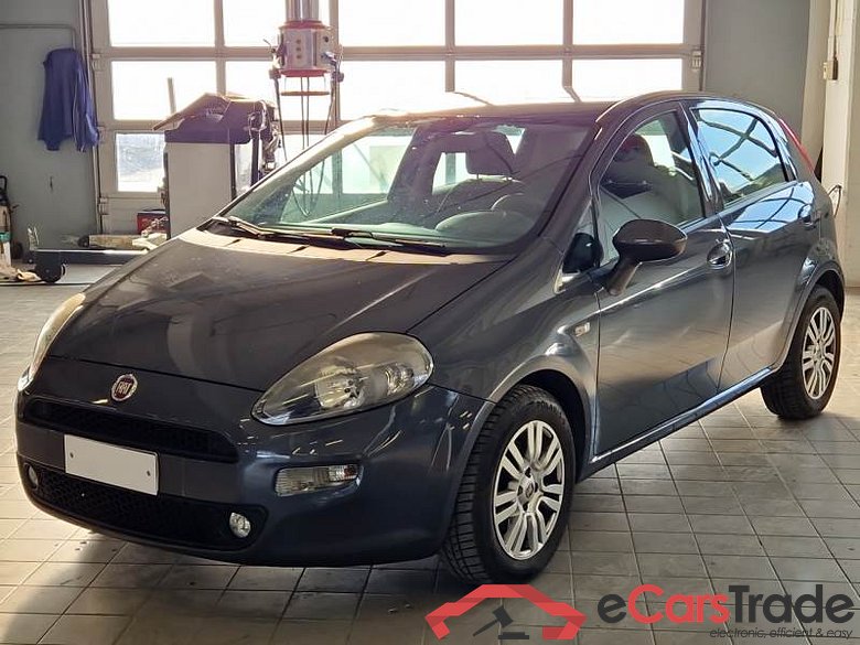 Fiat 26 FIAT PUNTO / 2011 / 5P / BERLINA 1.3 MULTIJET LOUNGE 95CV SeS EU6 #1