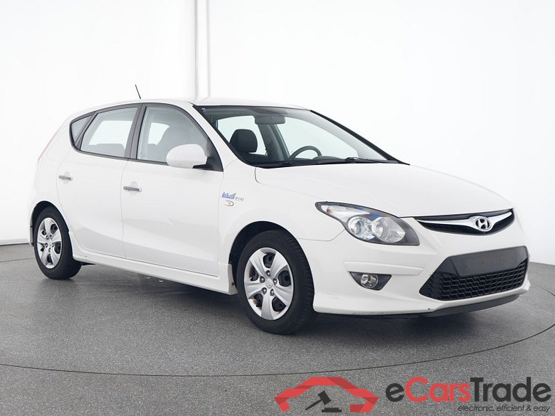 HYUNDAI i30  (Inzahlungnahme MwSt. nicht ausweisbar) 1.6 CRDi blue Classic Limousine - Reimport #3